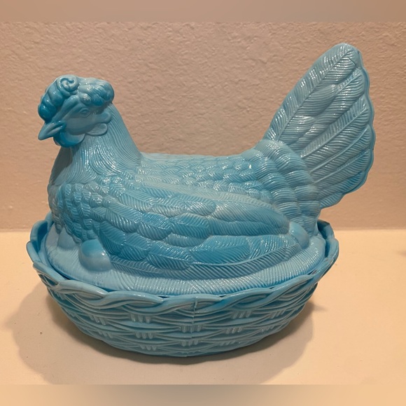 Other - Vintage Large Light Blue Hen on Nest